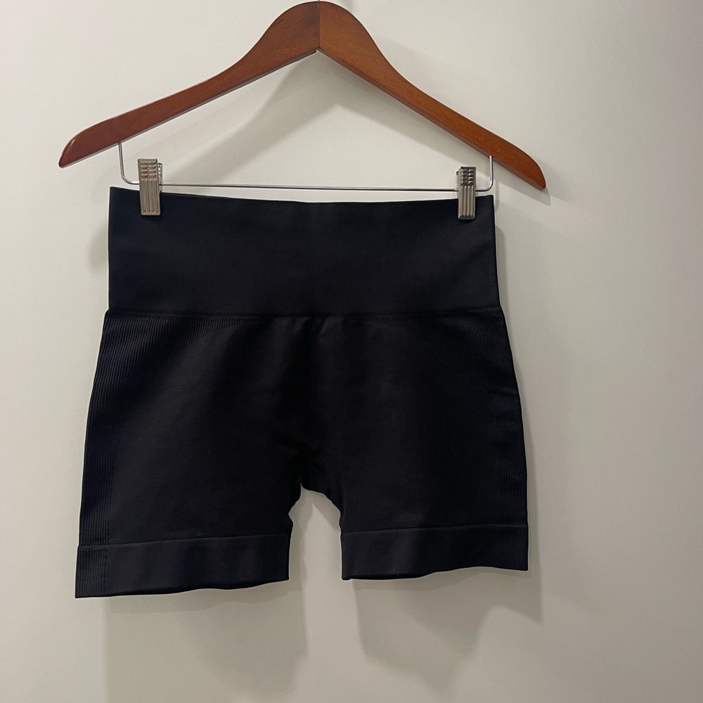 Set Active Biker Shorts Size L